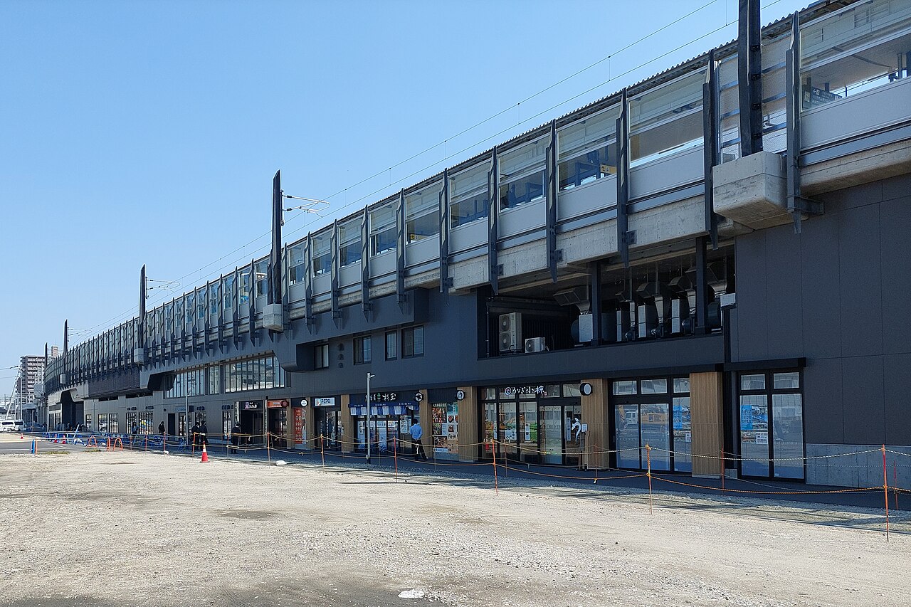 松山駅