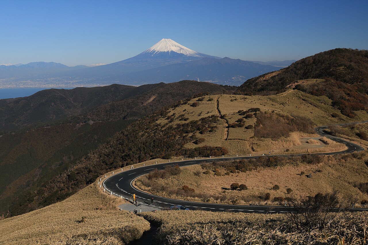 西伊豆スカイラインと富士山